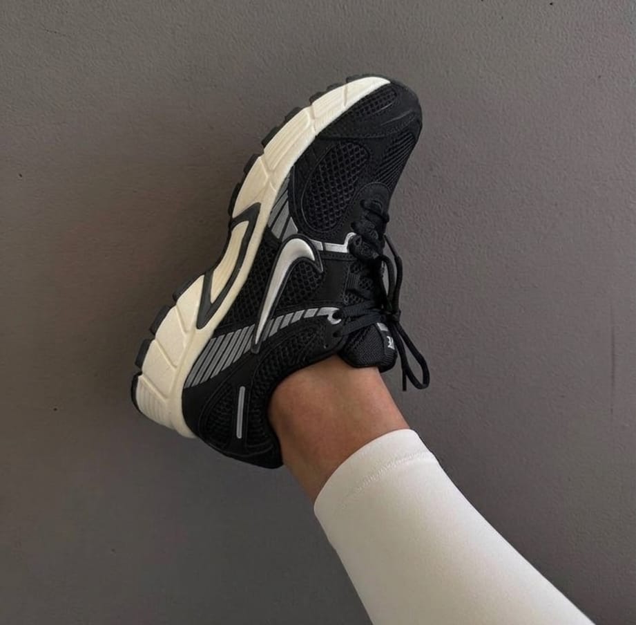 Nike V5 Negro 2