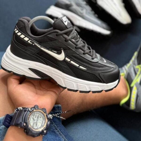 Nike Initiator   Negro