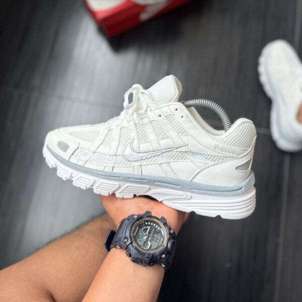 Nike   P6000