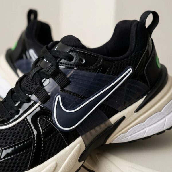 Nike V2K   Negro