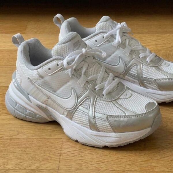 Nike V2K   Blanco