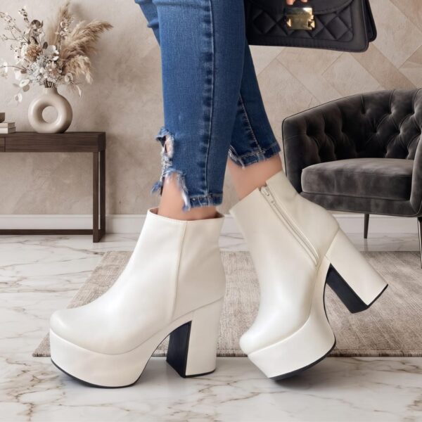 BRATZ   2